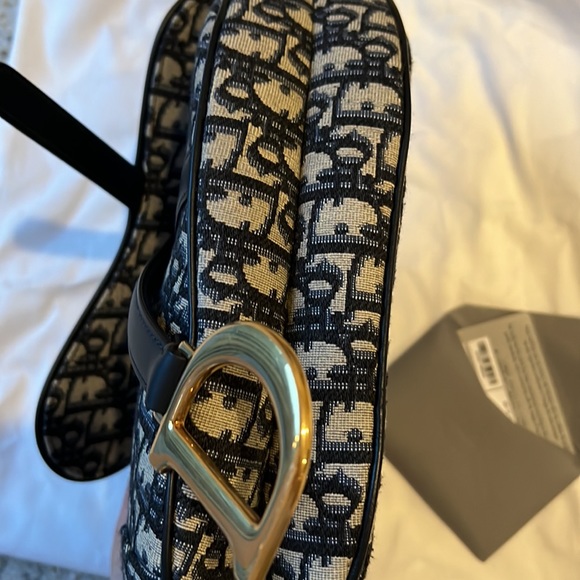 SOLD Dior oblique saddle bag excellent like new condition with box dust and card - Picture 9 of 10